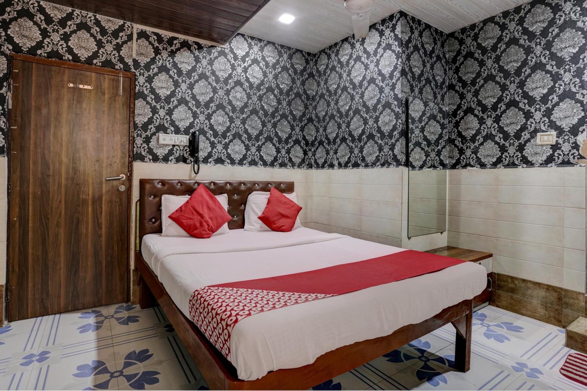 Hotel O Sapna Residency Mumbai Eksteriør bilde